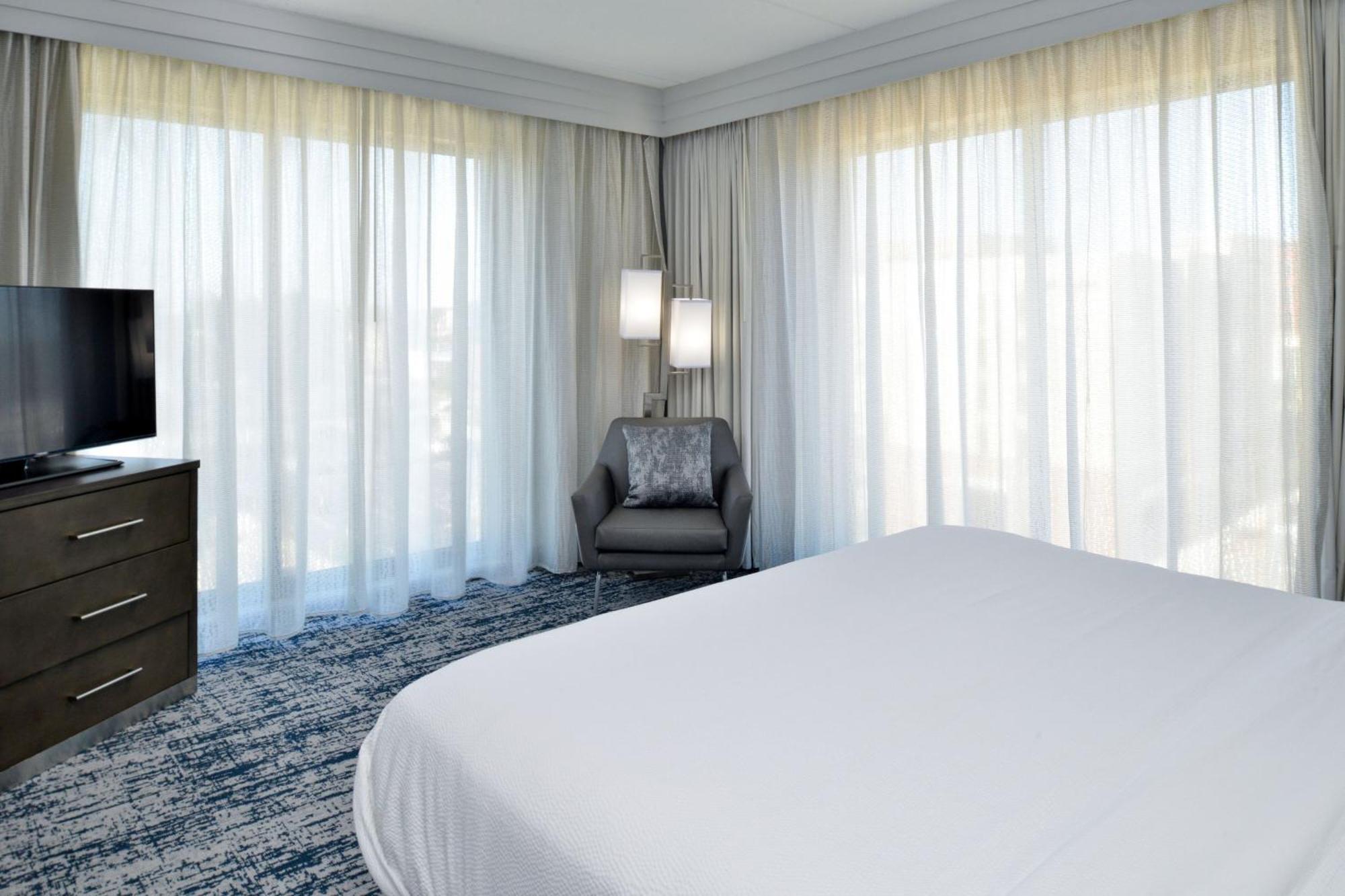 Hotel Courtyard By Marriott Wilmington Downtown/Historic District Exterior foto